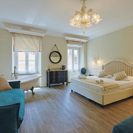 Art House Suites56 Via Del Babuino 56 Ρώμη Εξωτερικό φωτογραφία