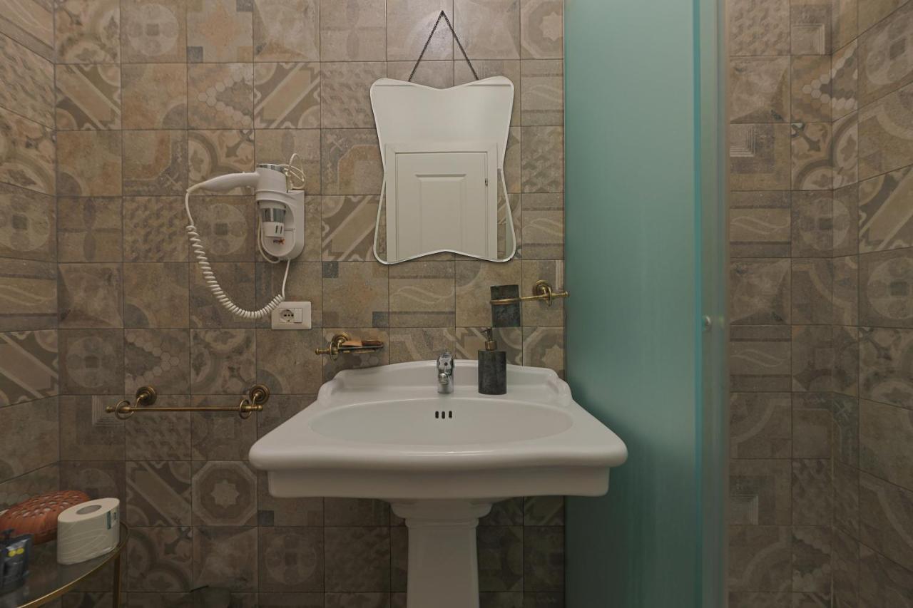 Art House Suites56 Via Del Babuino 56 Ρώμη Εξωτερικό φωτογραφία